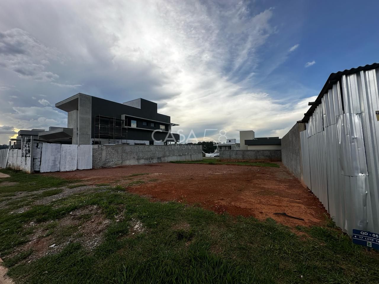 Vendo Lote no Jardins França – Excelente Localização e Pronto para Construir