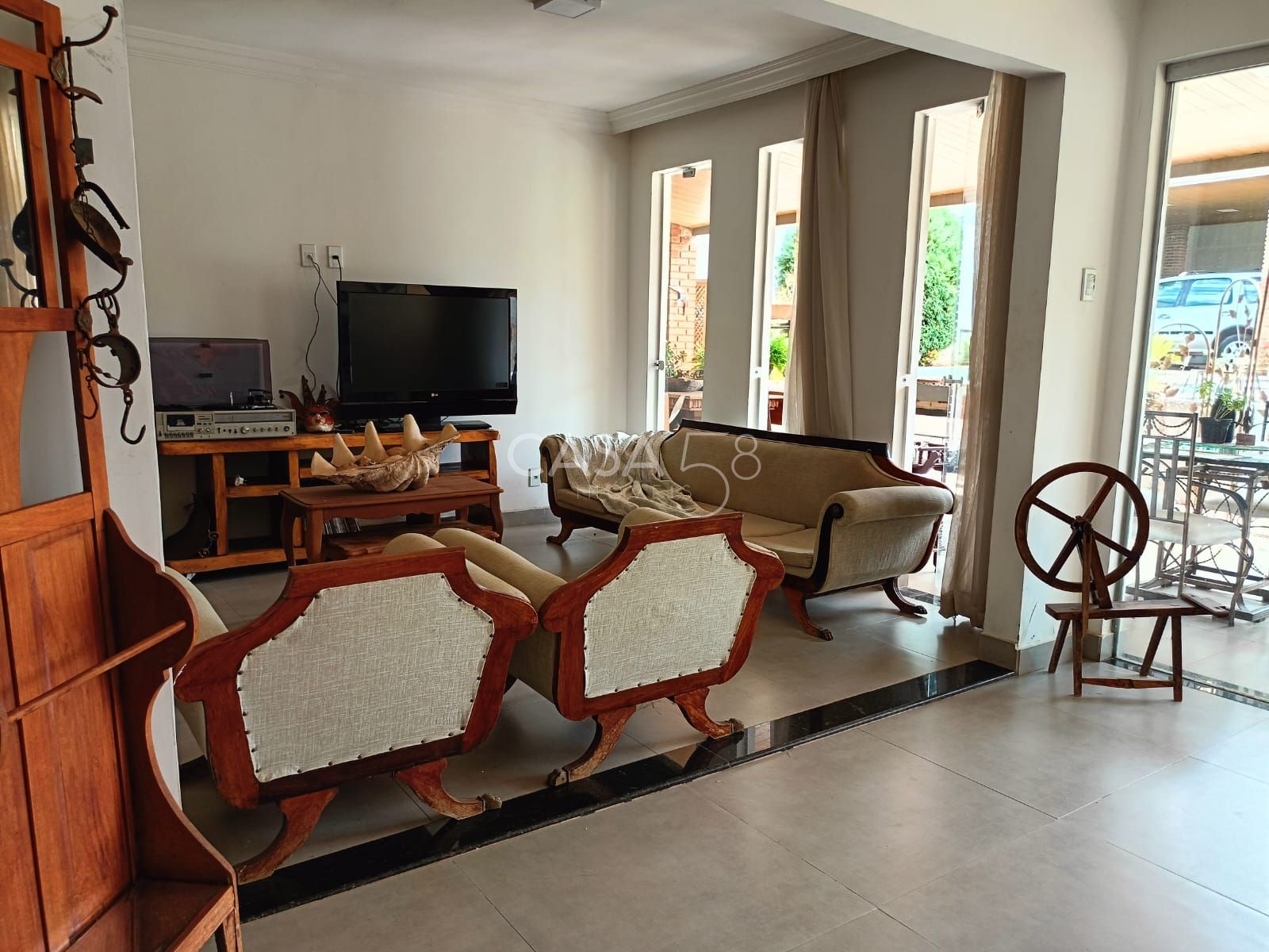 Imóvel Alto Padrão no Setor Pedro Ludovico, Próx Shopping Flamboyant - 3 suites