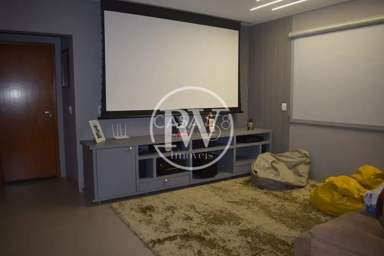 Sobrado de Alto Padrão Mobiliado – 5 Suítes – 293m² – Design Moderno