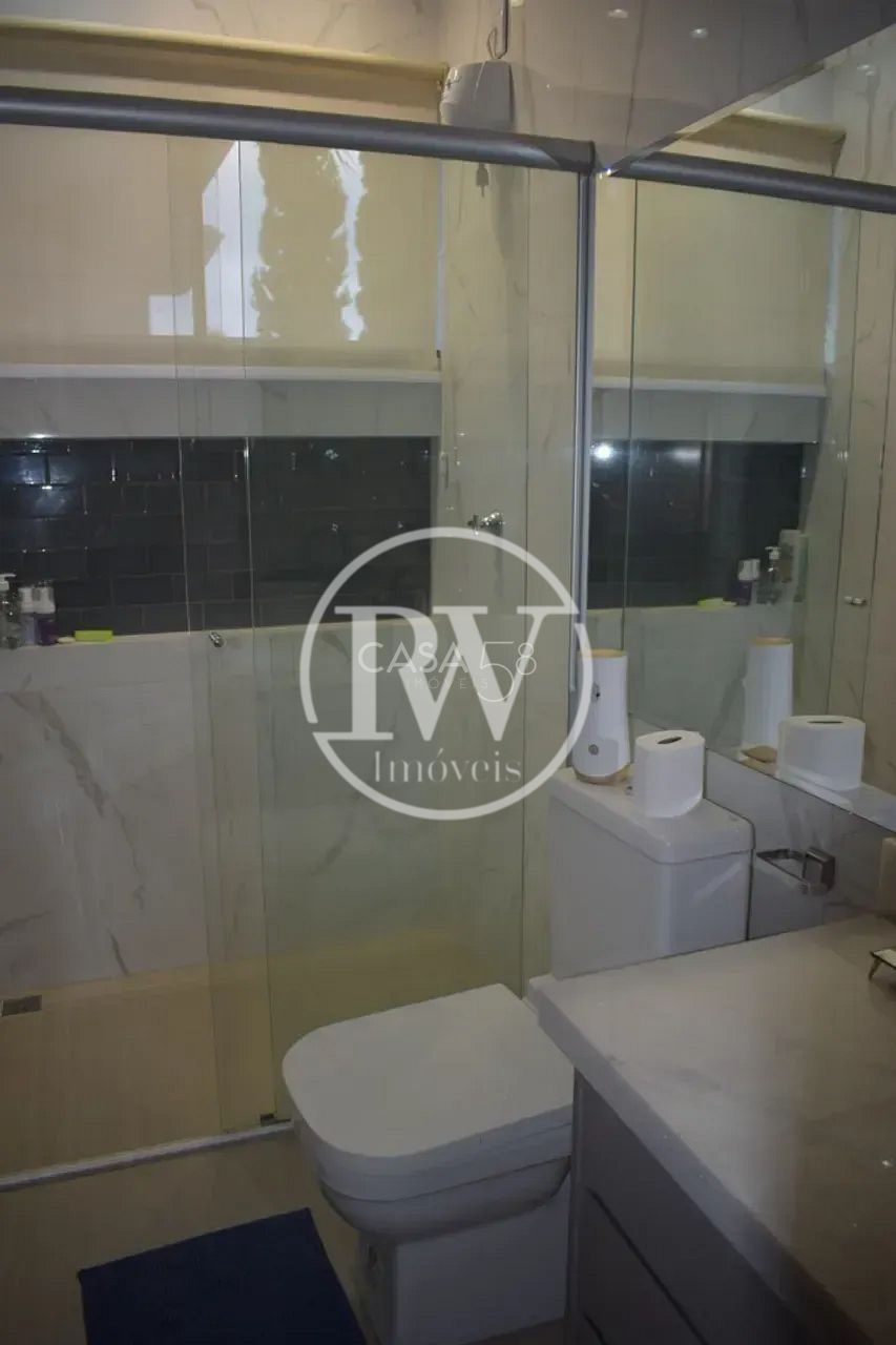 Sobrado de Alto Padrão Mobiliado – 5 Suítes – 293m² – Design Moderno