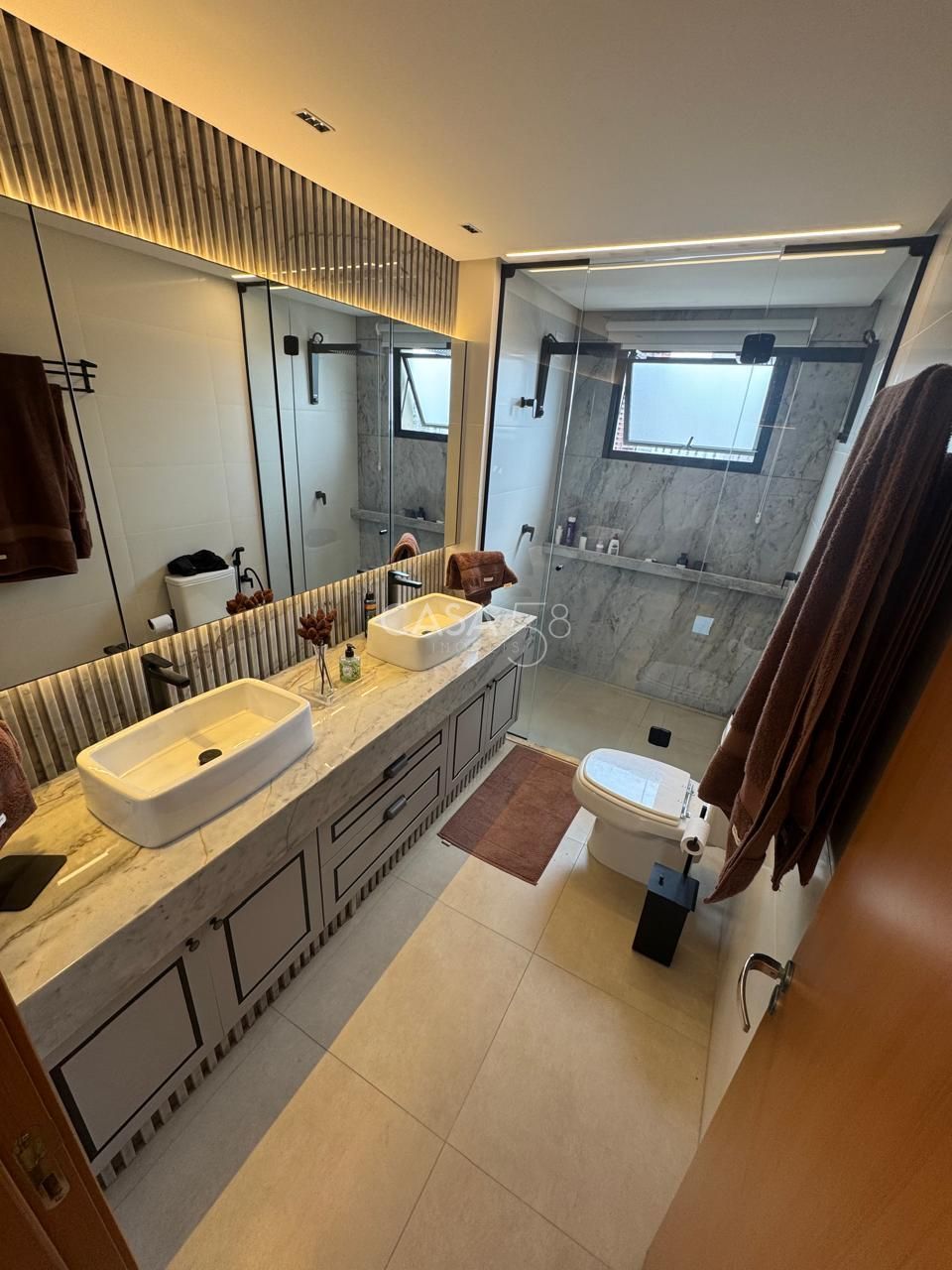 Apartamento à venda no Fluence Marista – 149m², 3 suítes plenas, mobiliado