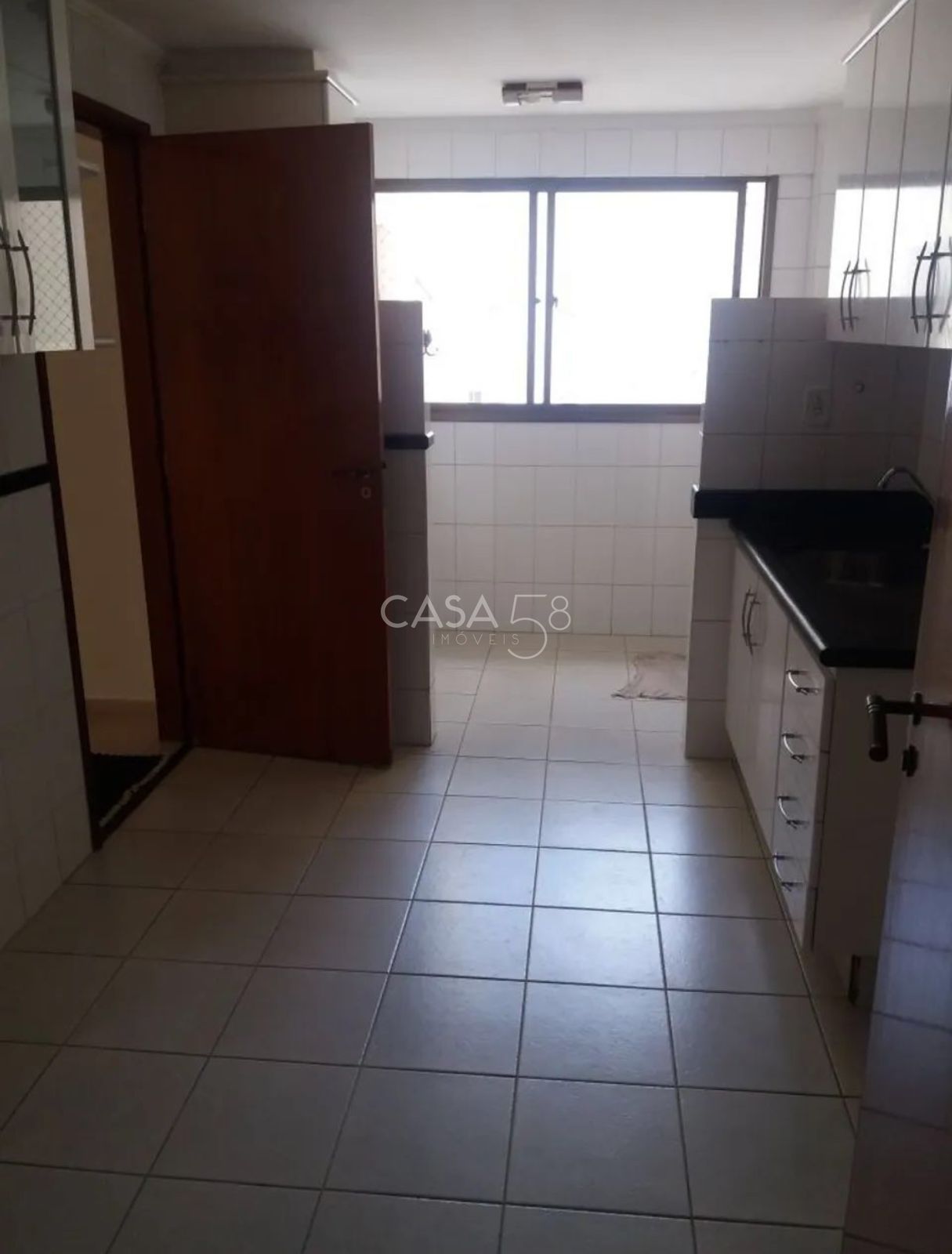 Apartamento à Venda – 3/4 + DCE – 2 Suítes | Nascente | Setor Bueno, Goiânia
