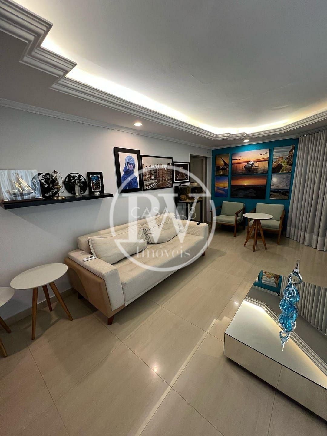 Casa à Venda no Jardim Planalto em Goiânia – 3 Quartos, Piscinas, Energia Solar