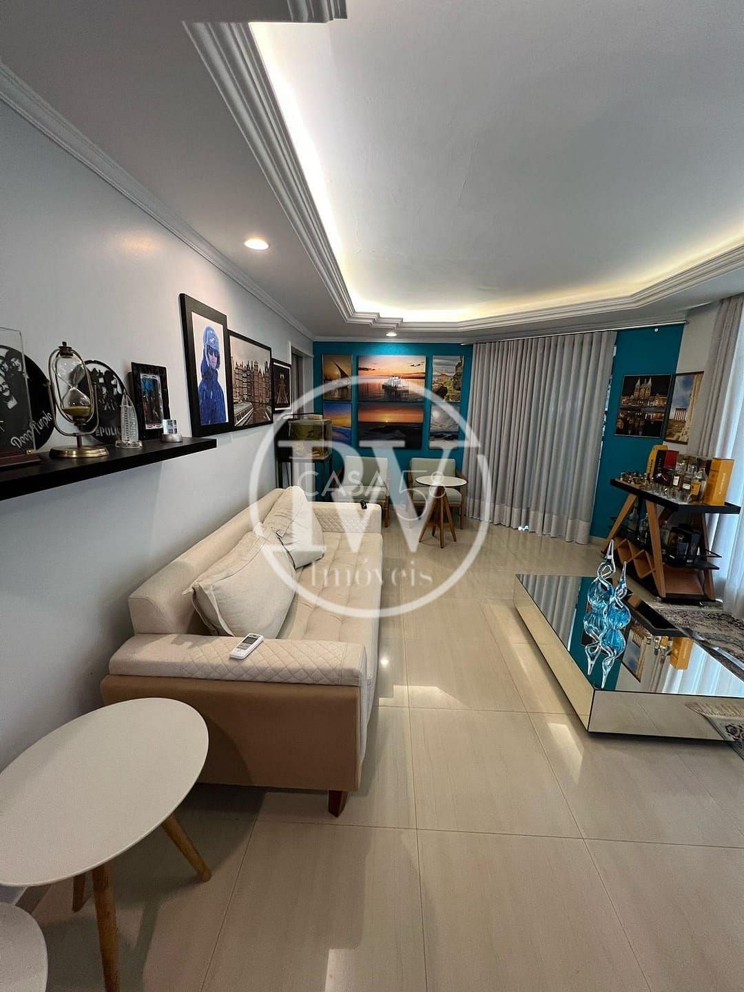 Casa à Venda no Jardim Planalto em Goiânia – 3 Quartos, Piscinas, Energia Solar