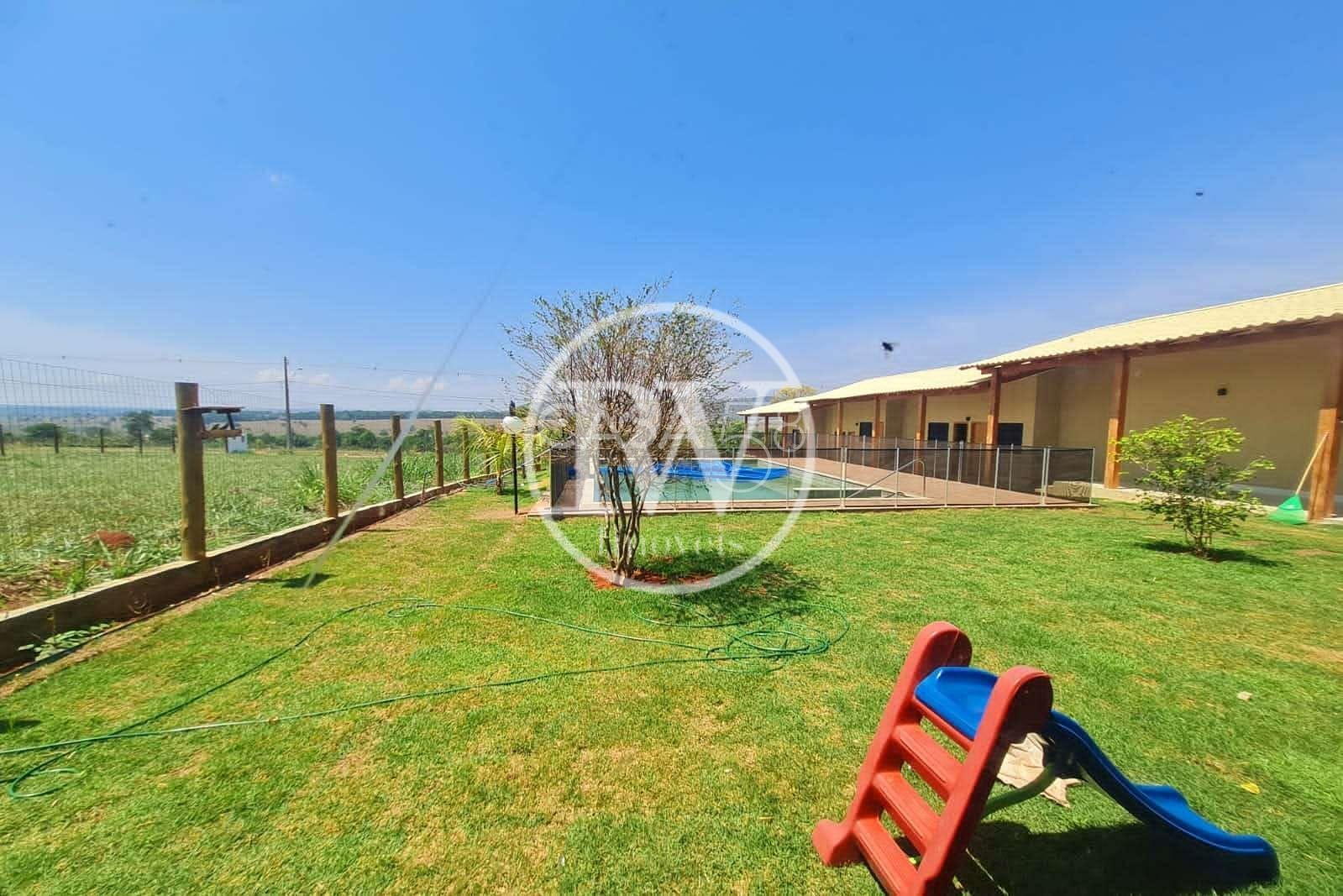 Casa em Condomínio Fechado à Venda – 6 Suítes – 430 m² Construídos – 1.500 m²