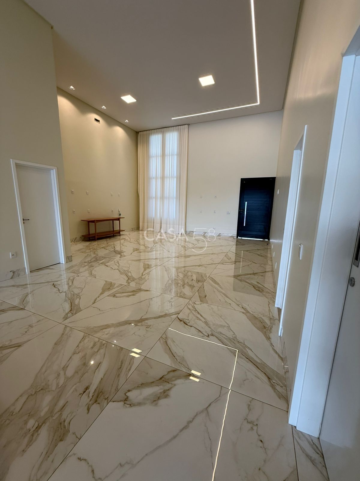 Casa de Luxo à Venda – Condomínio Villaggio Baiocchi | Goiânia