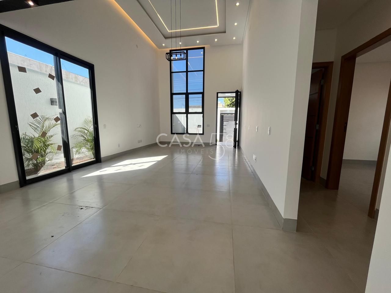 Casa de Alto Padrão – 4 Suítes Plenas