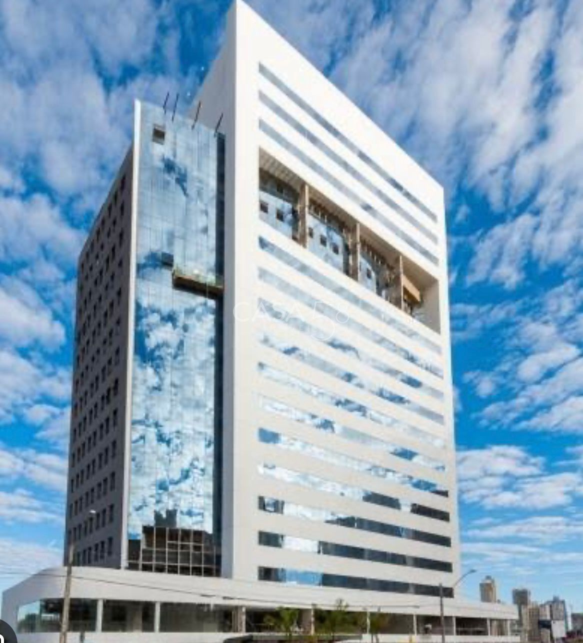 Sala Comercial à Venda no JK New Concept Business – Oportunidade Única!