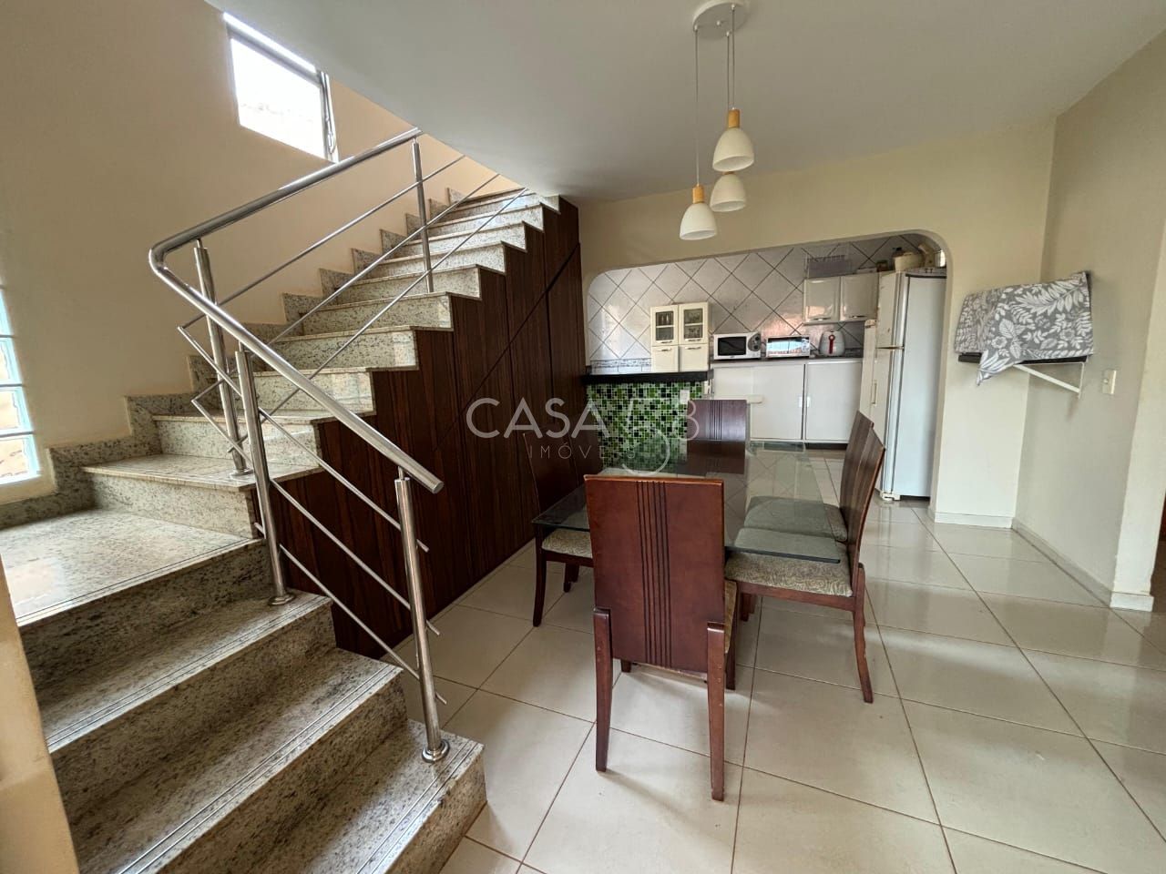 Casa Sobrado, 6 Quartos com closet proximo ao Shoppyng Passeio das Aguas em Goiâ