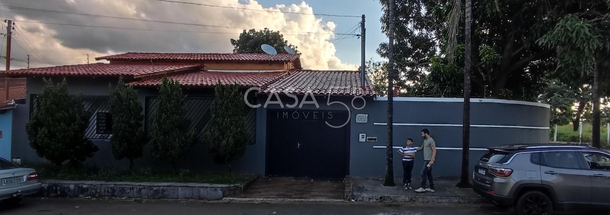 Casa com Piscina à Venda em Goiânia – Próxima ao Shopping Passeio das Águas