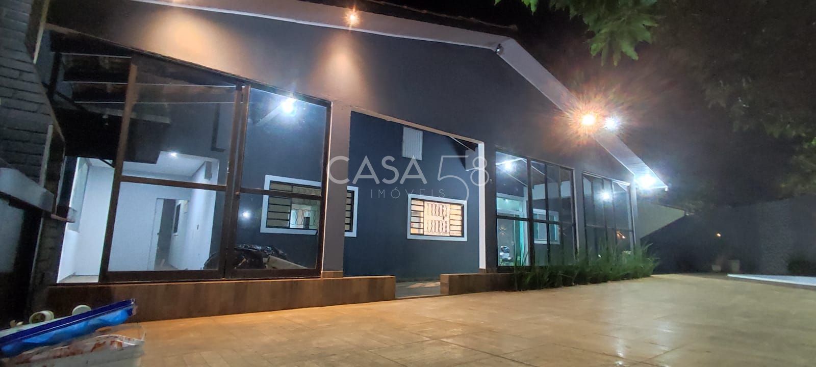 Casa com Piscina à Venda em Goiânia – Próxima ao Shopping Passeio das Águas