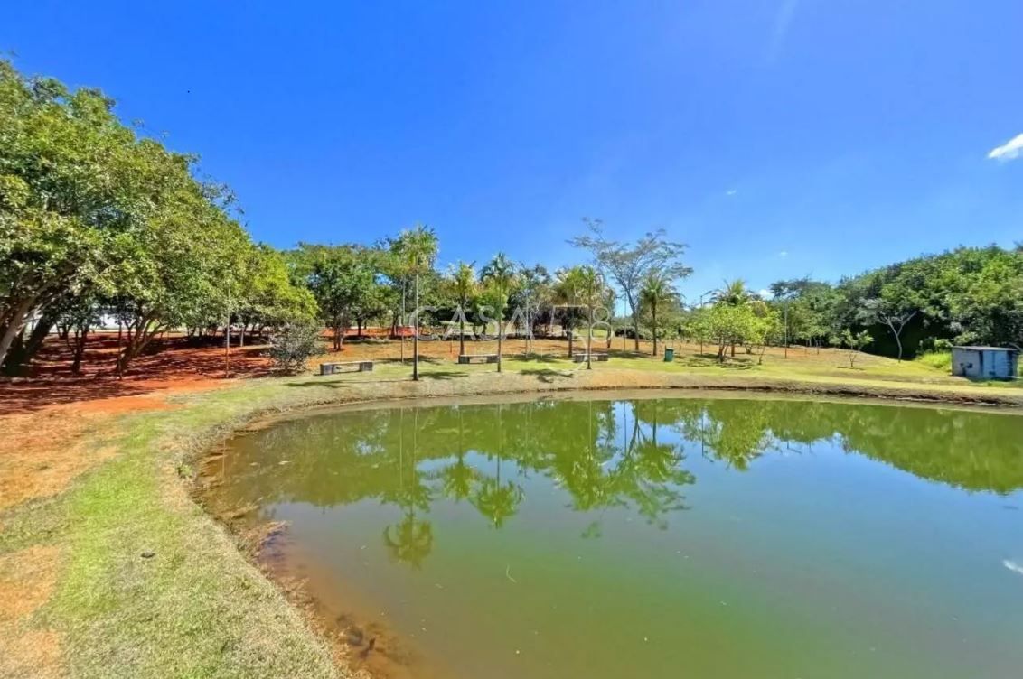 Sobrado Mansão de Luxo em condominio fechado, sendo 07 quarttos e 7  Suítes, em