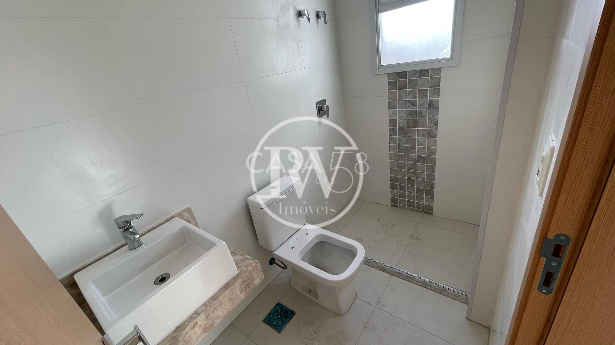Apartamento à venda, 3 Quartos sendo 3 suites, Setor Bueno, Goiânia, GO