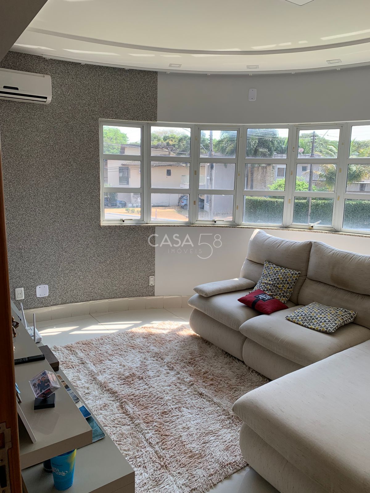 Sobrado de Esquina à Venda no Jardins Madri |3 suites| Piscina | – Goiânia/GO