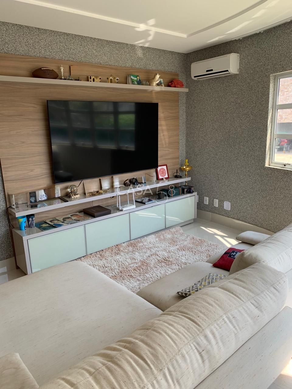 Sobrado de Esquina à Venda no Jardins Madri |3 suites| Piscina | – Goiânia/GO