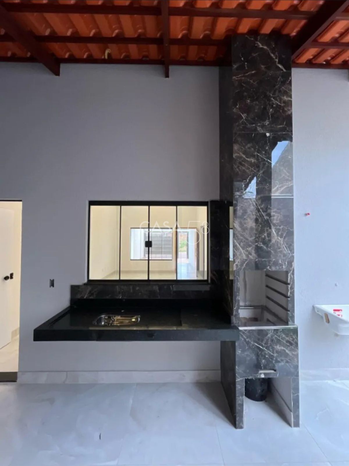 Casa à Venda no Residencial Mirante – Goiânia, Rua RM3