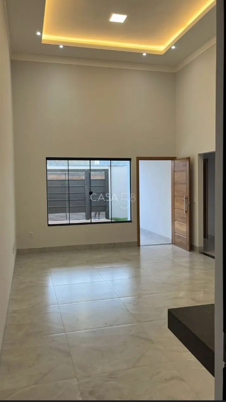 Casa à Venda no Residencial Mirante – Goiânia, Rua RM3