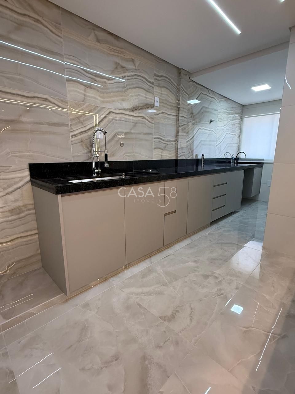 Apartamento à Venda – Edifício Solar Tocantins