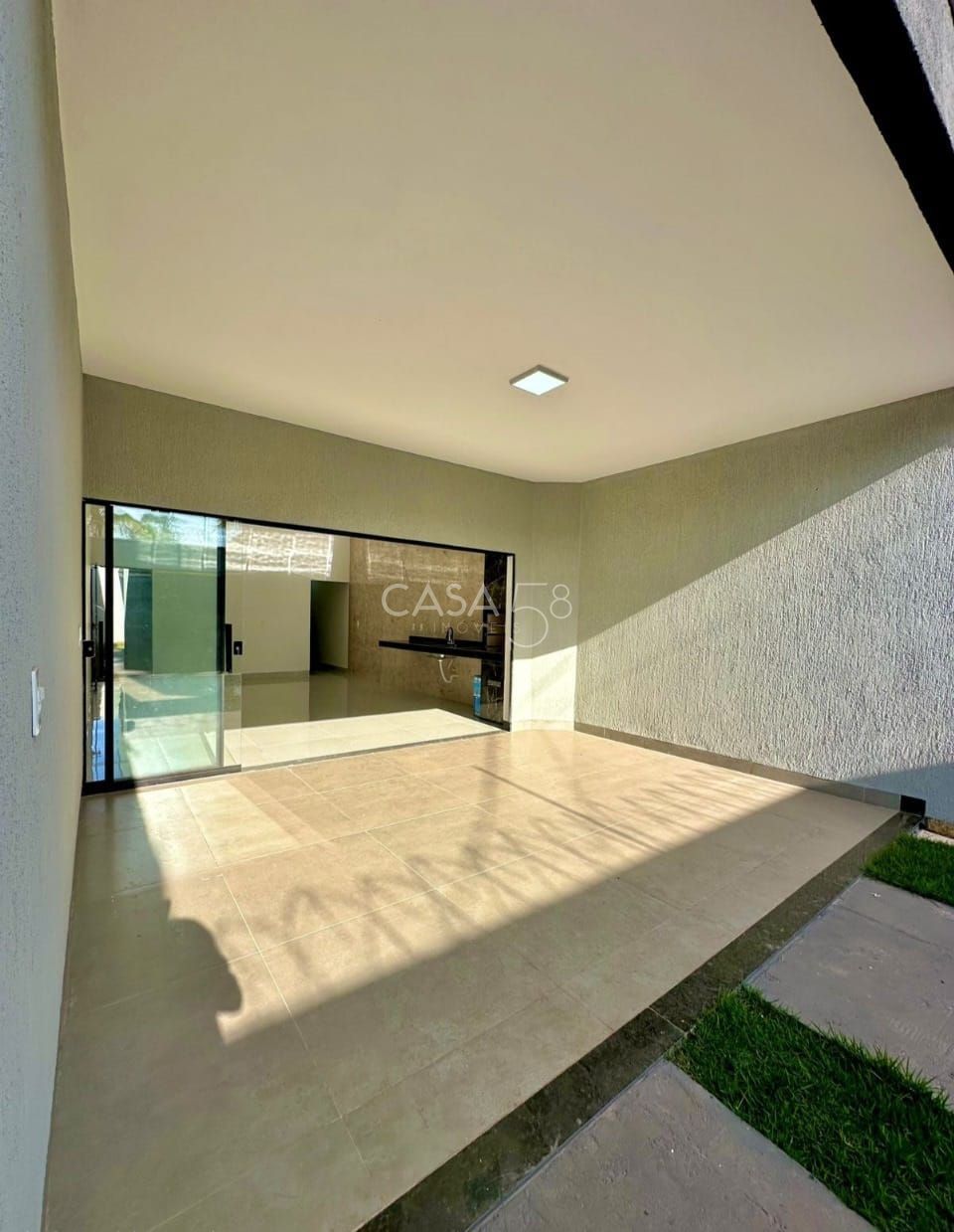 Casa à Venda no Jardim Colorado em Goiânia – Completa e com Acabamento Premium!