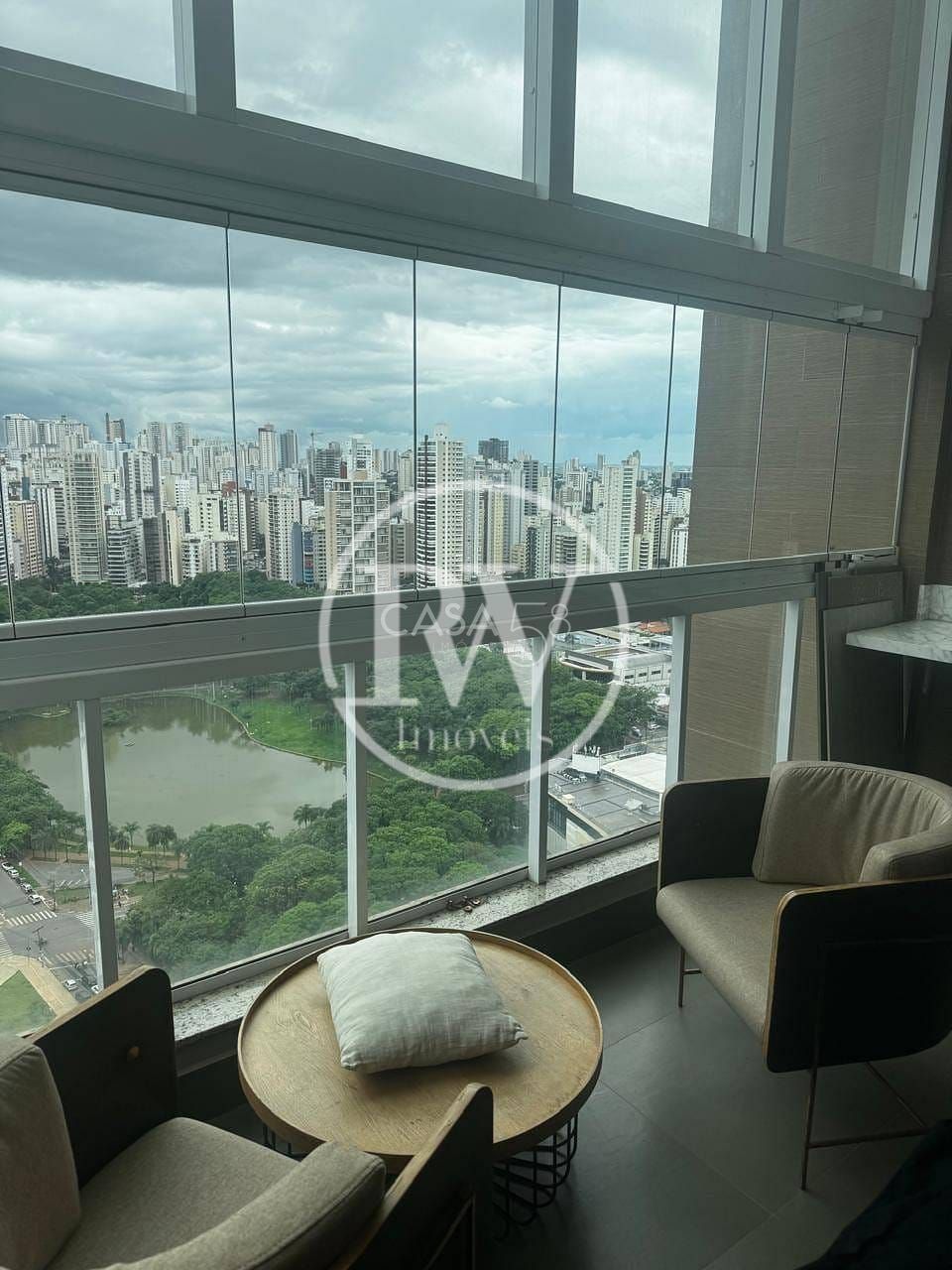 Apartamento à venda, Setor Bueno, 2 Quartos sendo 2 Suítes, 75m².