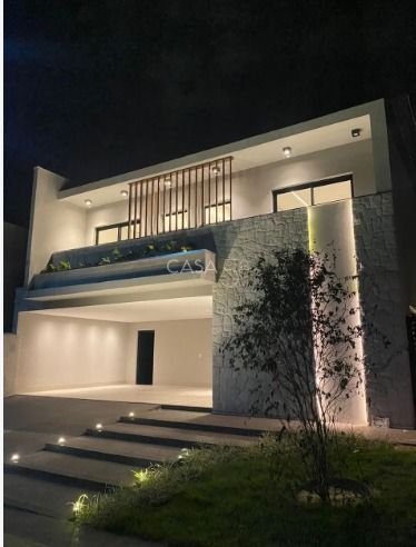 Sobrado no Jardins Capri – Conforto, Sofisticação e Exclusividade