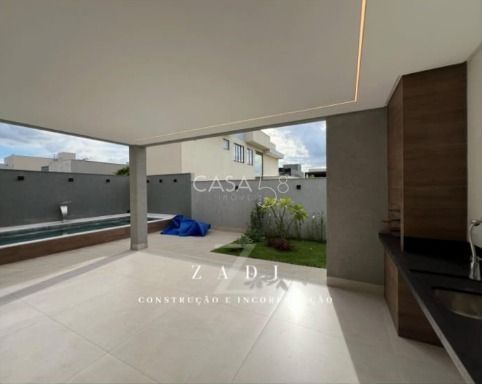 Sobrado no Condomínio Parqville Jacarandá