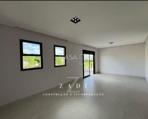 Sobrado no Condomínio Parqville Jacarandá