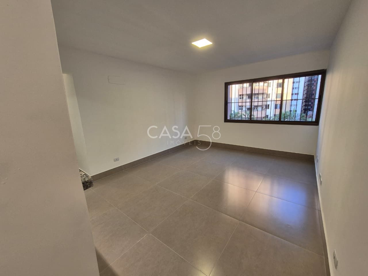 Apartamento a venda na Rua T-36 Edifício Laguna | Setor Bueno | Goiânia