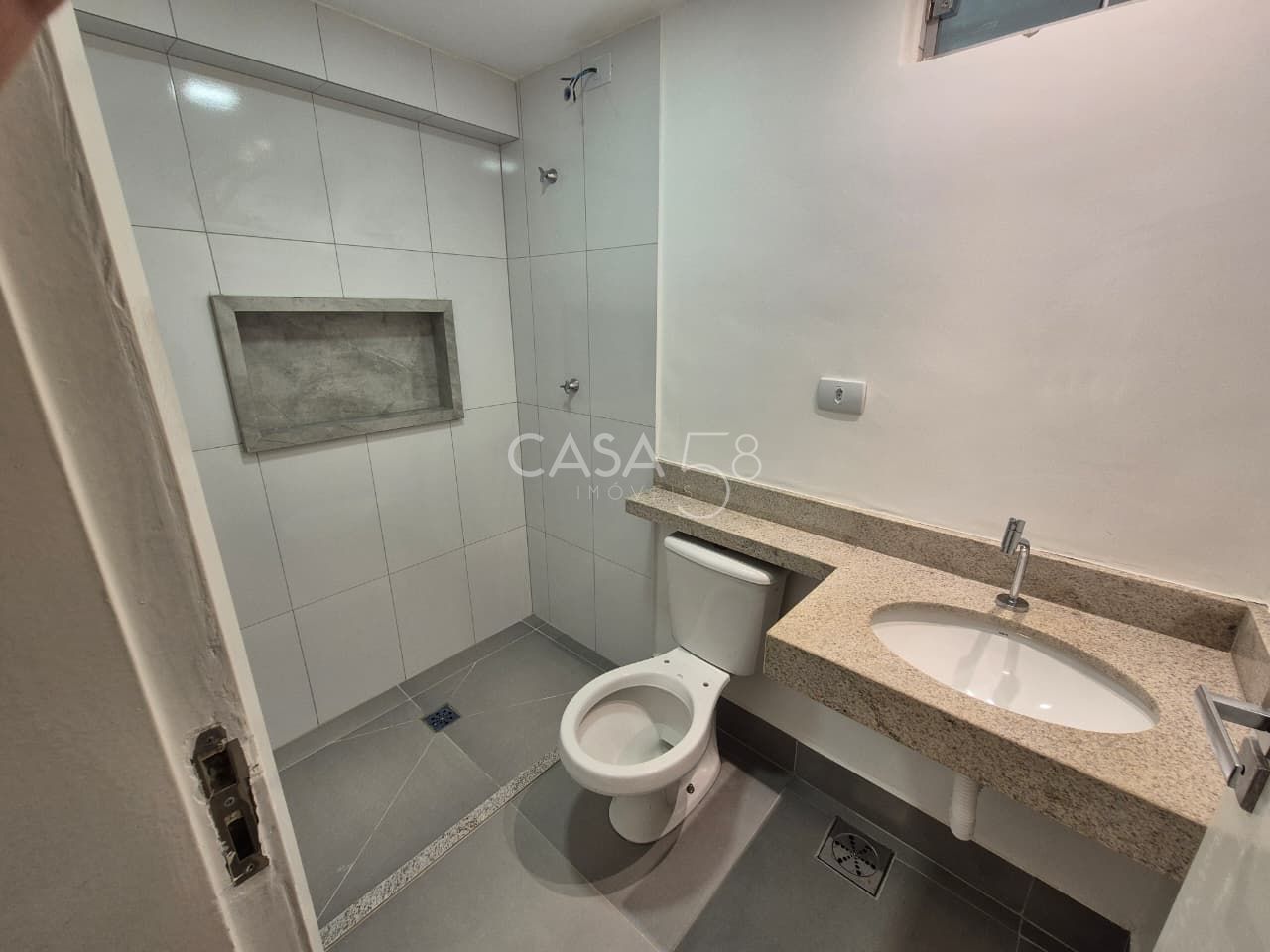 Apartamento a venda na Rua T-36 Edifício Laguna | Setor Bueno | Goiânia