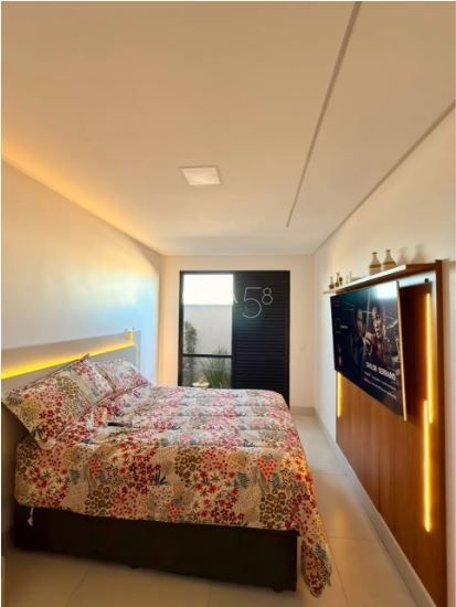 Casa em condominio - Jardins Napóles, 3 quartos sendo 2 suites, 1 master com clo