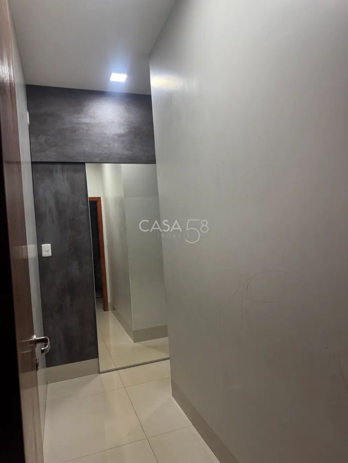 Casa Térrea à Venda no Jardim Atlântico – Lote Inteiro e Repleta de Conforto!