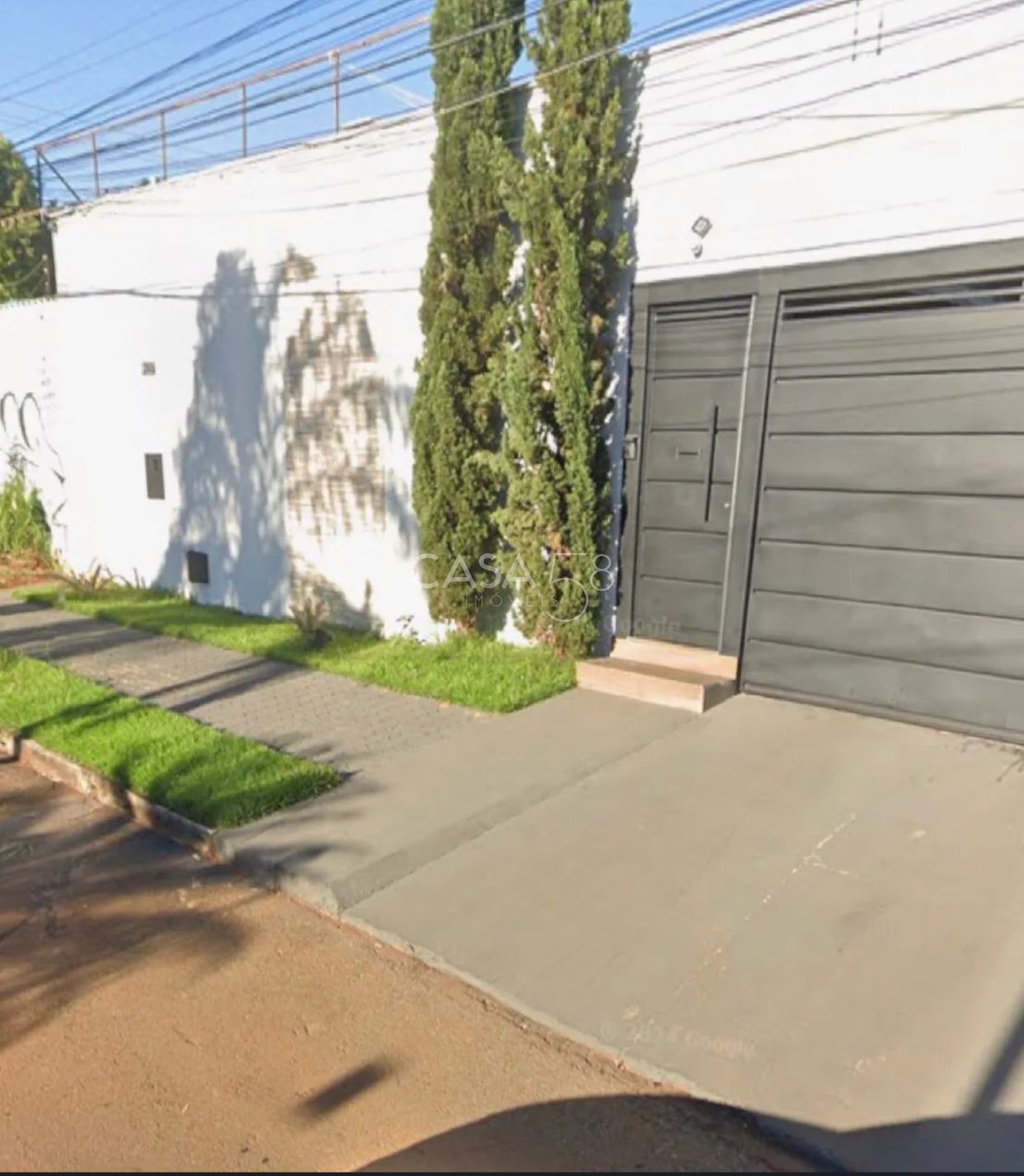 Casa Térrea à Venda no Jardim Atlântico – Lote Inteiro e Repleta de Conforto!