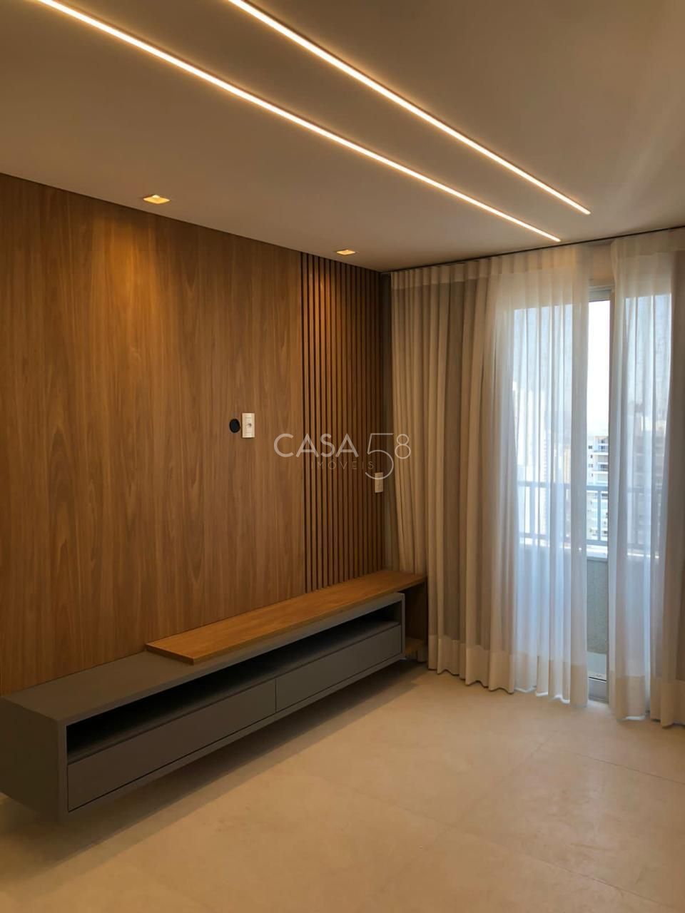 ApartamentoSetor Bueno, 2 Quartos sendo 1 suite, andar alto, Goiânia-GO.