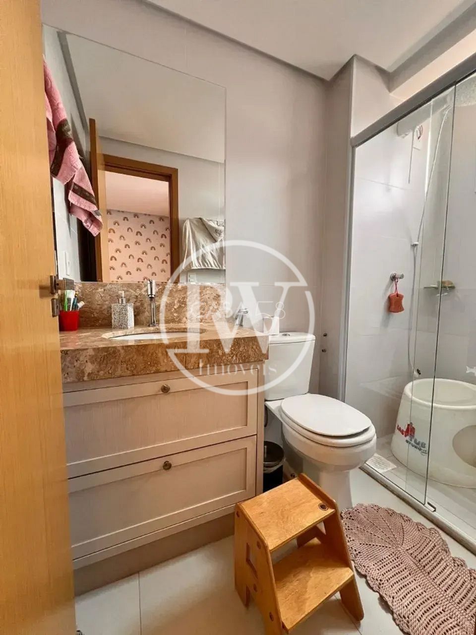 Apartamento à venda, Jardim América - Condomínio Essência 3 Suítes, 4 Banheiros