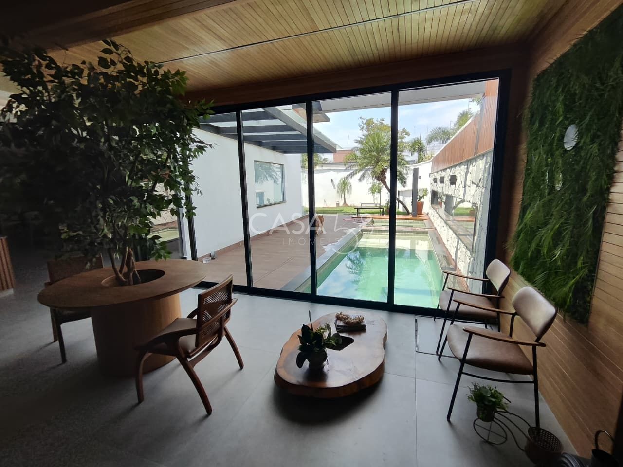 Sobrado de Alto Padrão – 400m² Construídos | Residencial Sevilha – Goiânia