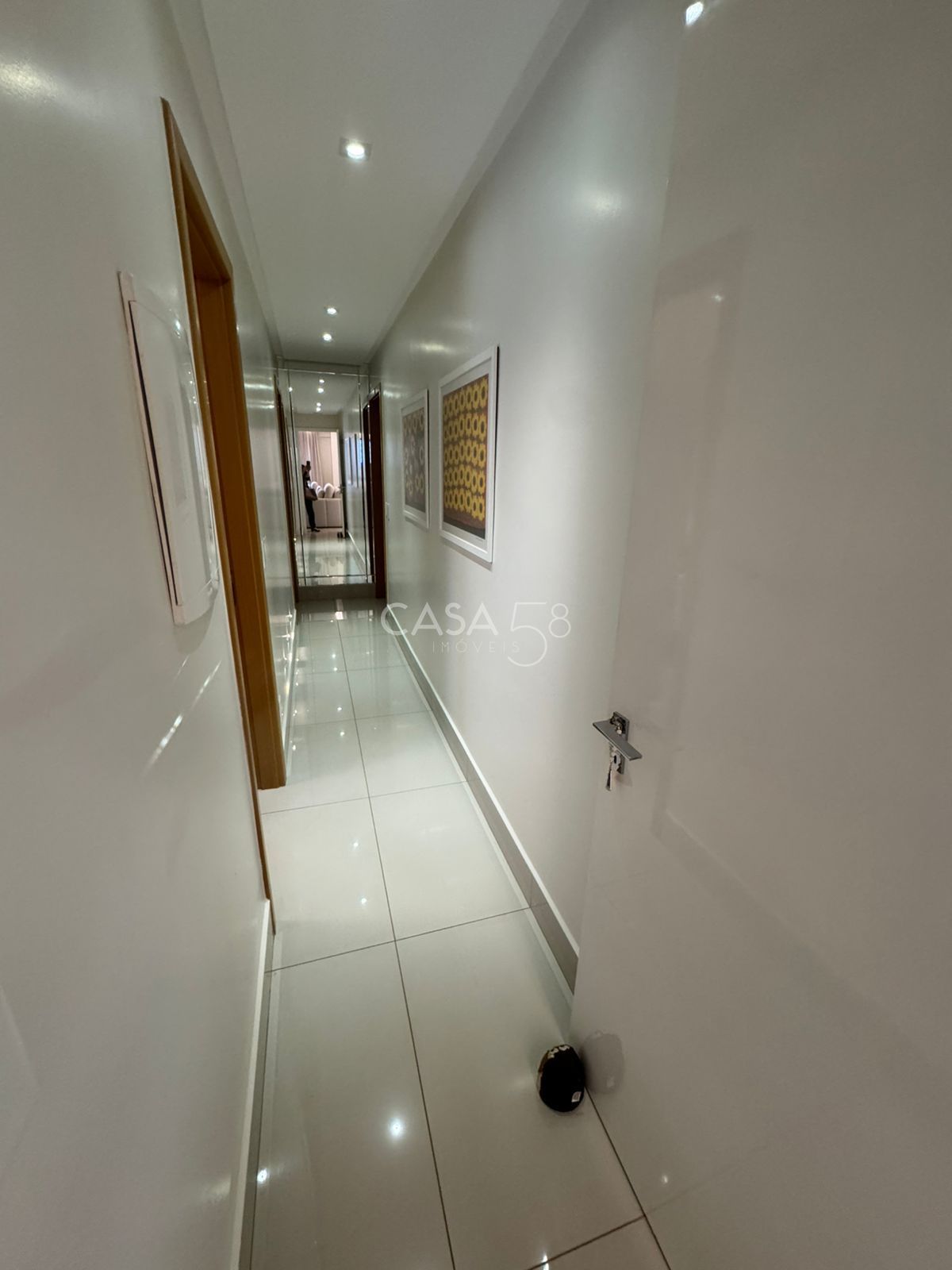 Apartamento à Venda no Premier Vision – 3 Suítes, 150 m² Mobiliado