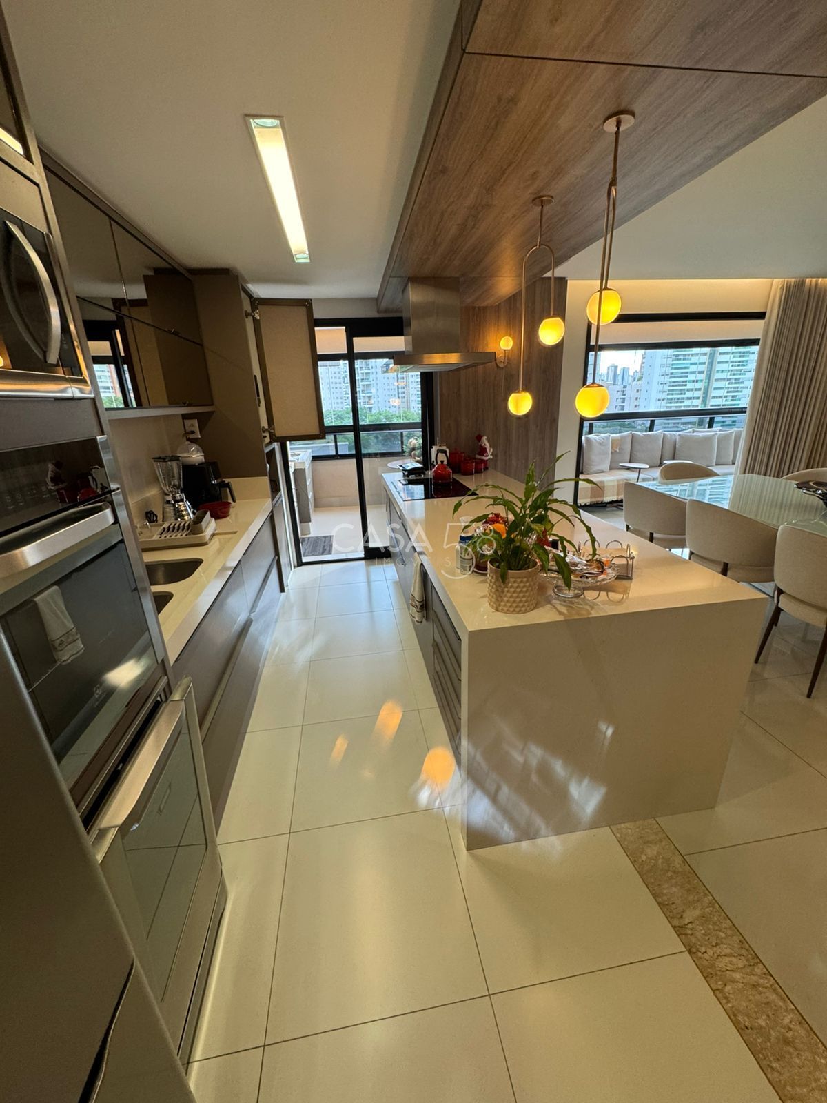 Apartamento à Venda no Premier Vision – 3 Suítes, 150 m² Mobiliado