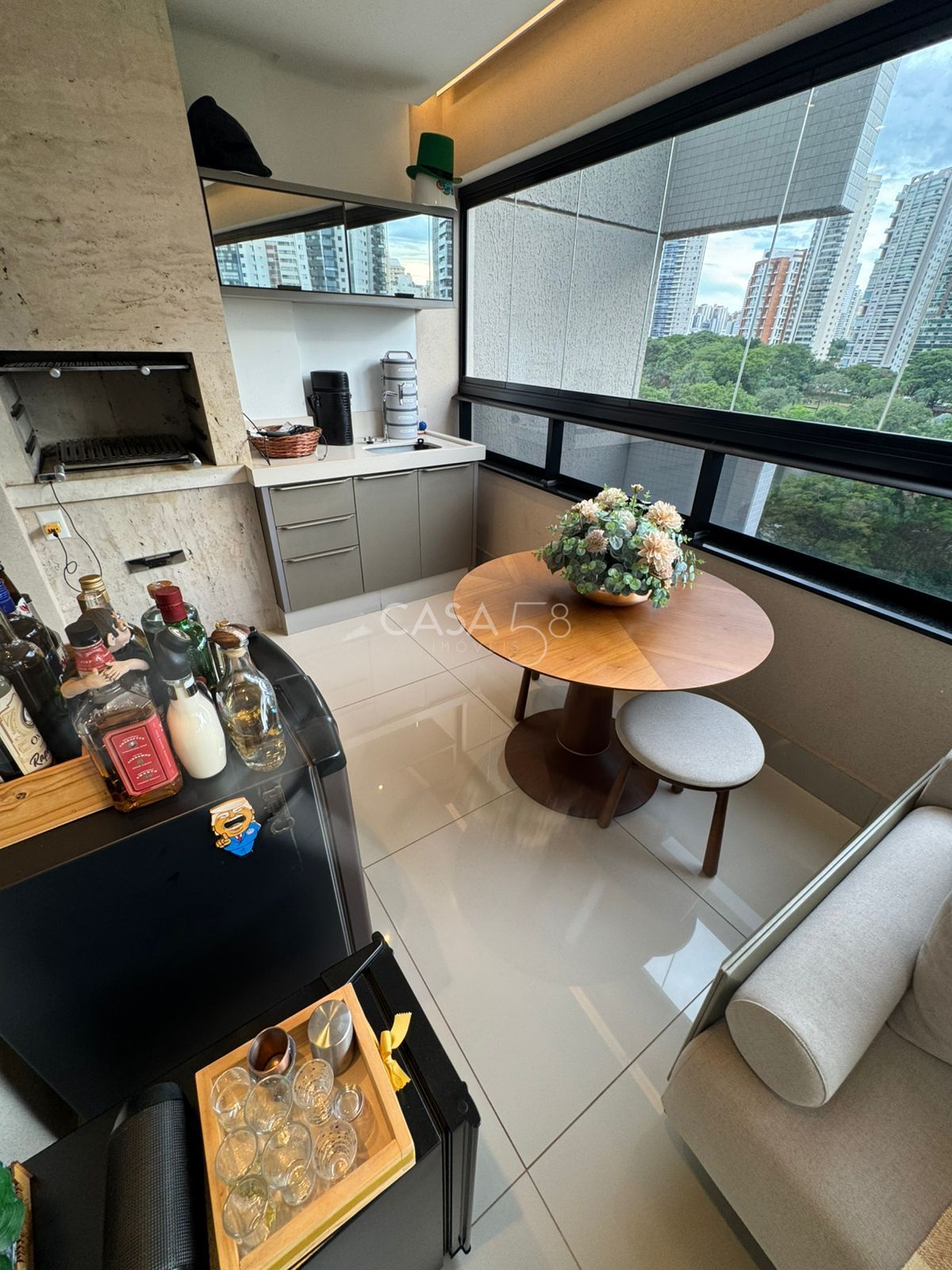 Apartamento à Venda no Premier Vision – 3 Suítes, 150 m² Mobiliado