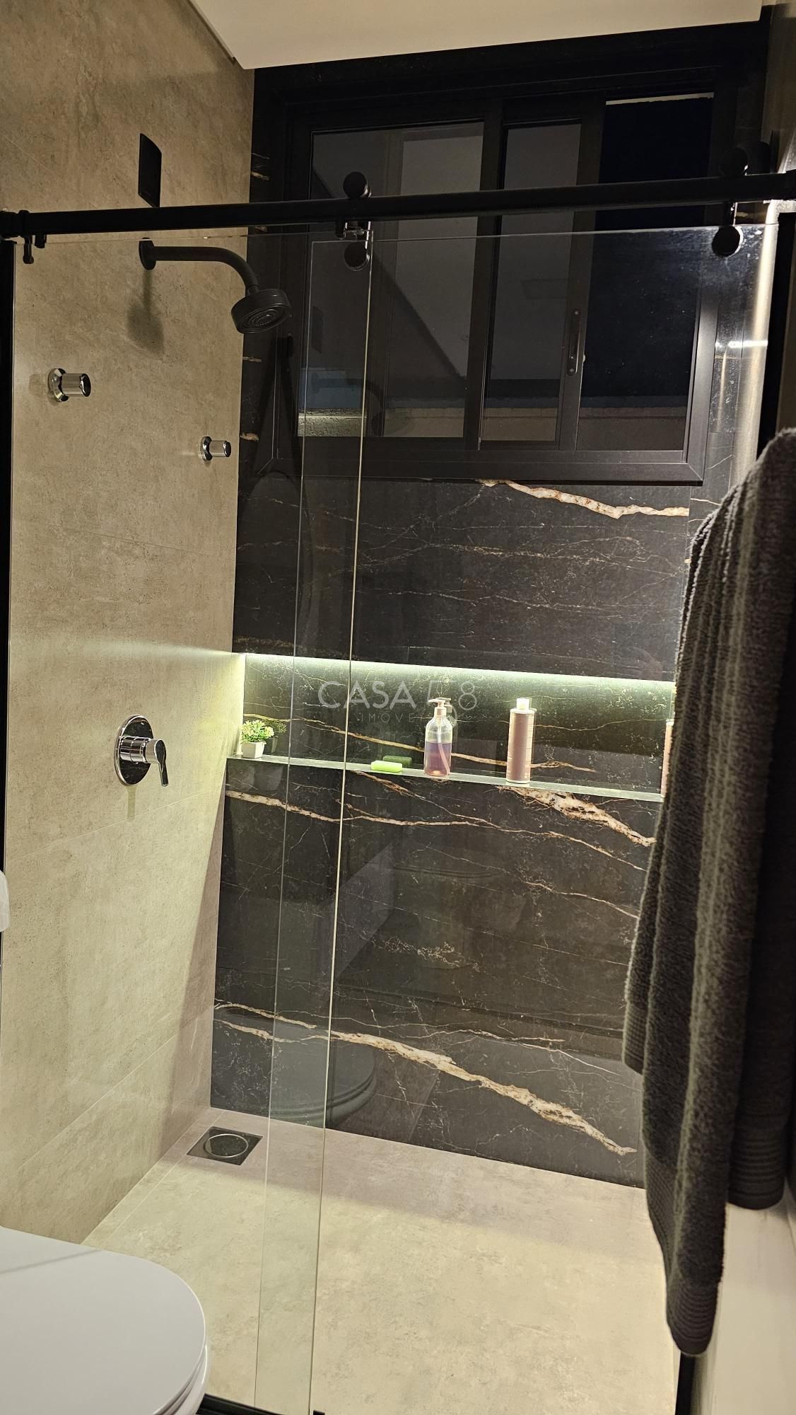 Casa Térrea no Jardins Nápoles – 3 Suítes Energia Fotovoltaica e Aceita Permuta