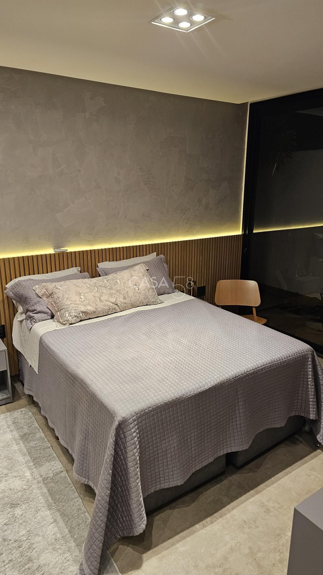 Casa Térrea no Jardins Nápoles – 3 Suítes Energia Fotovoltaica e Aceita Permuta