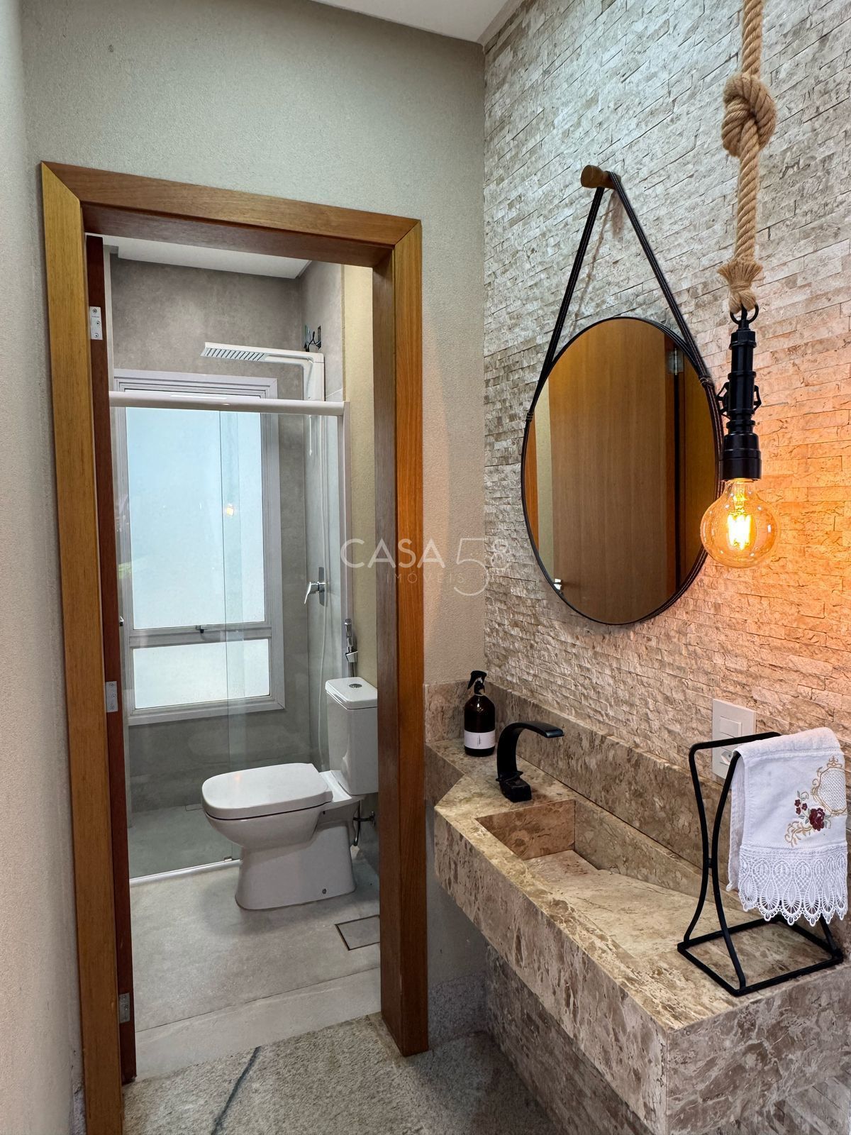 Sobrado de Alto Padrão à Venda no Jardins Barcelona - 4 Quartos, Piscina