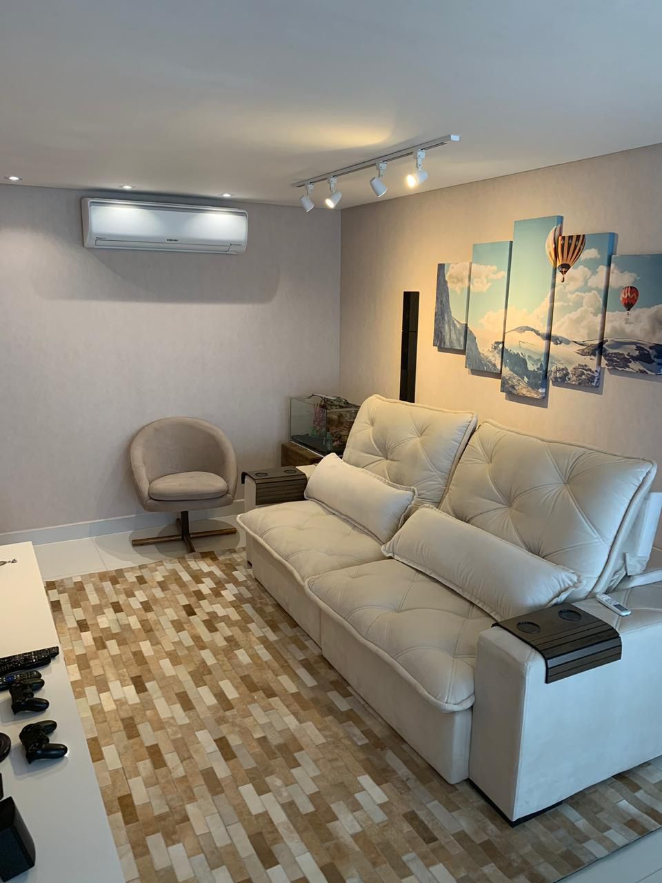 PÁTIO COIMBRA- Apartamento mobiliado 3 suítes Setor Coimbra