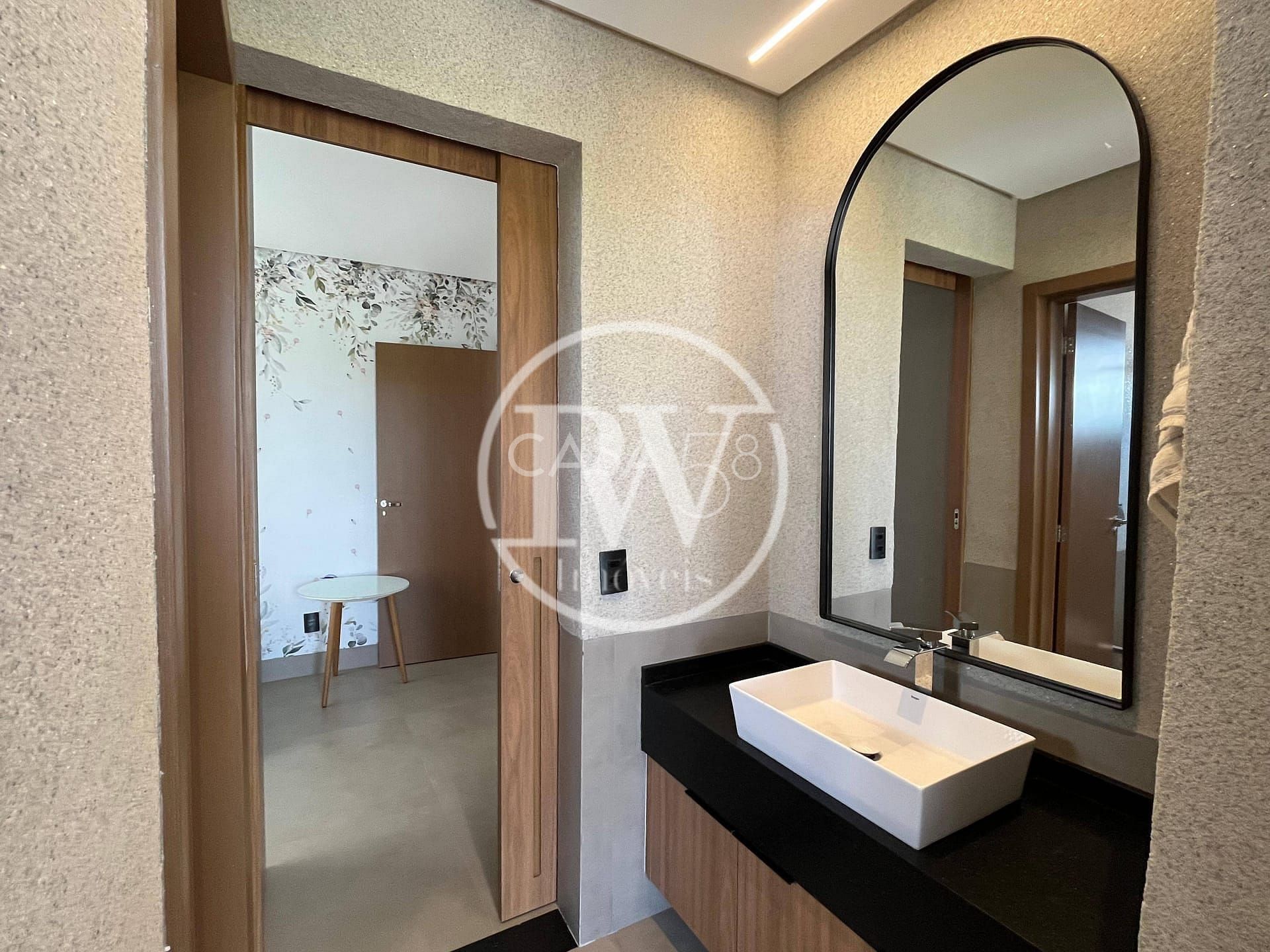 Casa à venda, Jardins Capri, Senador Canedo, 4 Suítes