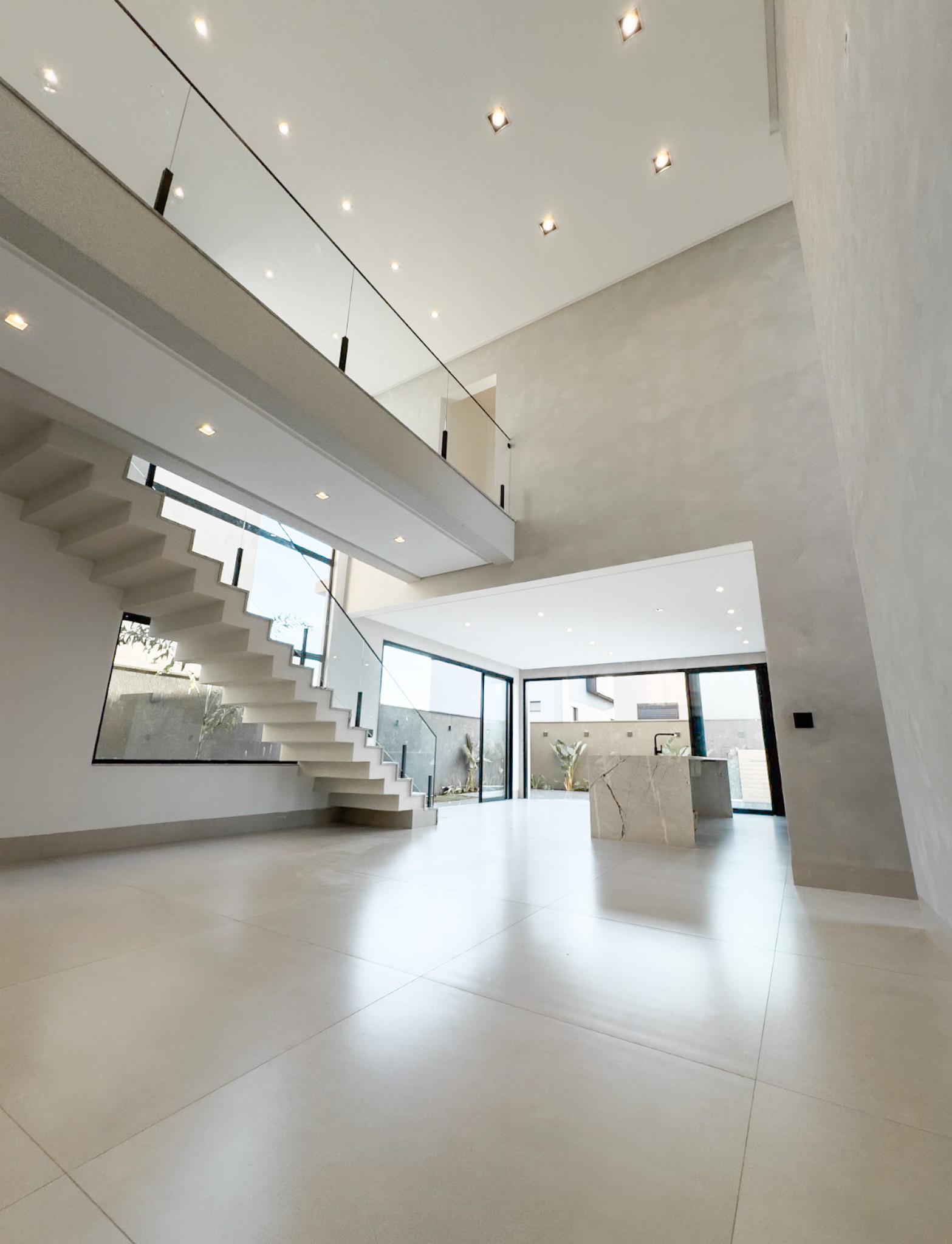 Sobrado de Alto Padrão com 4 Suítes - Condomínio Jardins Capri