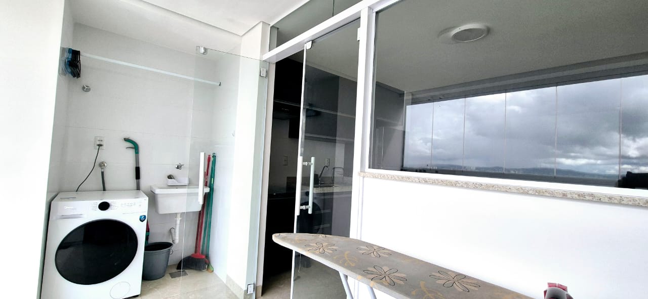 Apto mobiliado à venda no Applause New Home / 3 suítes / 1 vaga / Setor Coimbra