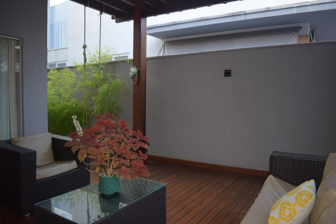 Sobrado à venda no Jardins Lisboa / 3 suítes / 293 m²