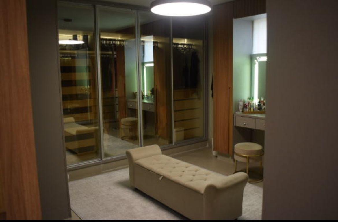 Sobrado à venda no Jardins Lisboa / 3 suítes / 293 m²