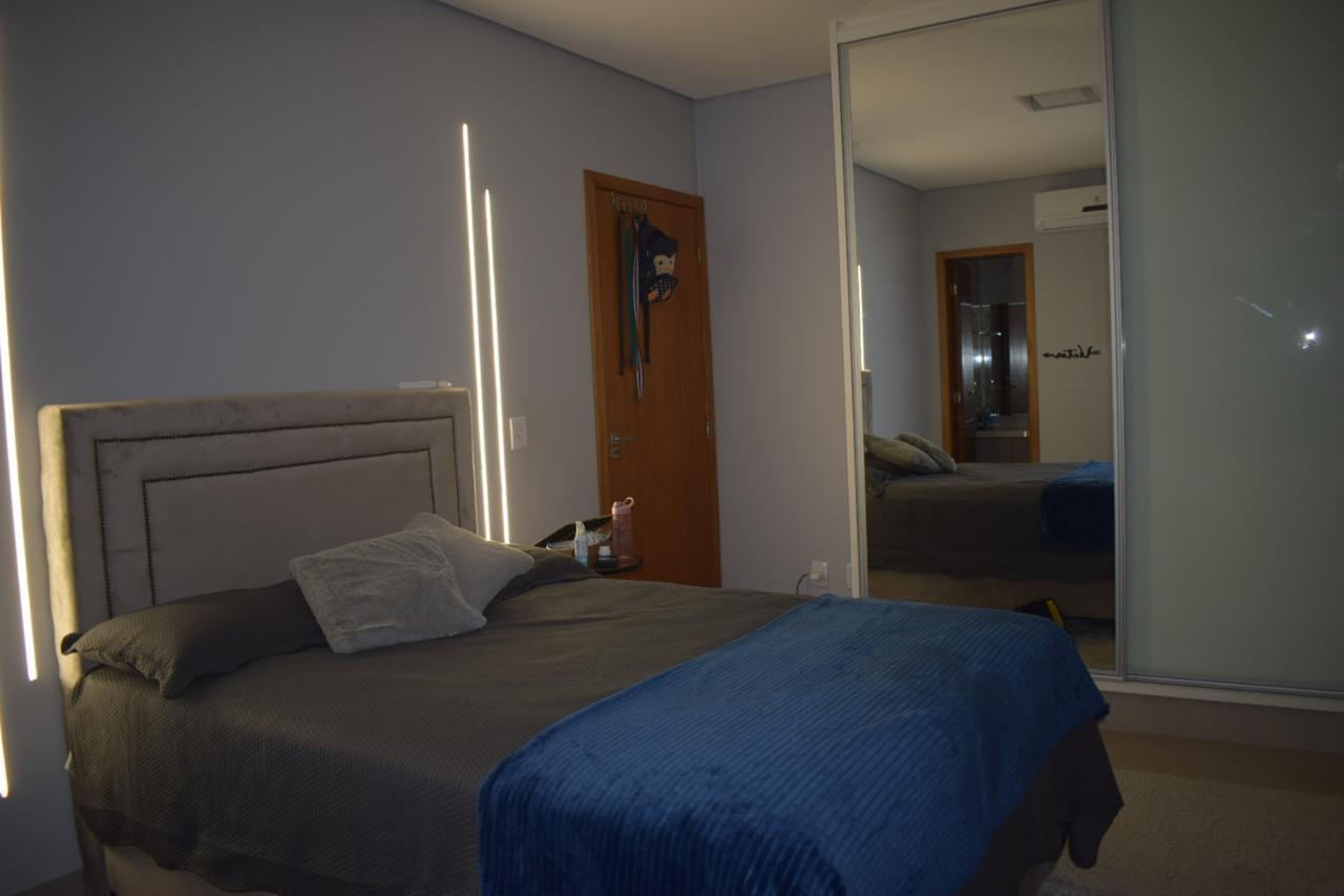 Sobrado à venda no Jardins Lisboa / 3 suítes / 293 m²