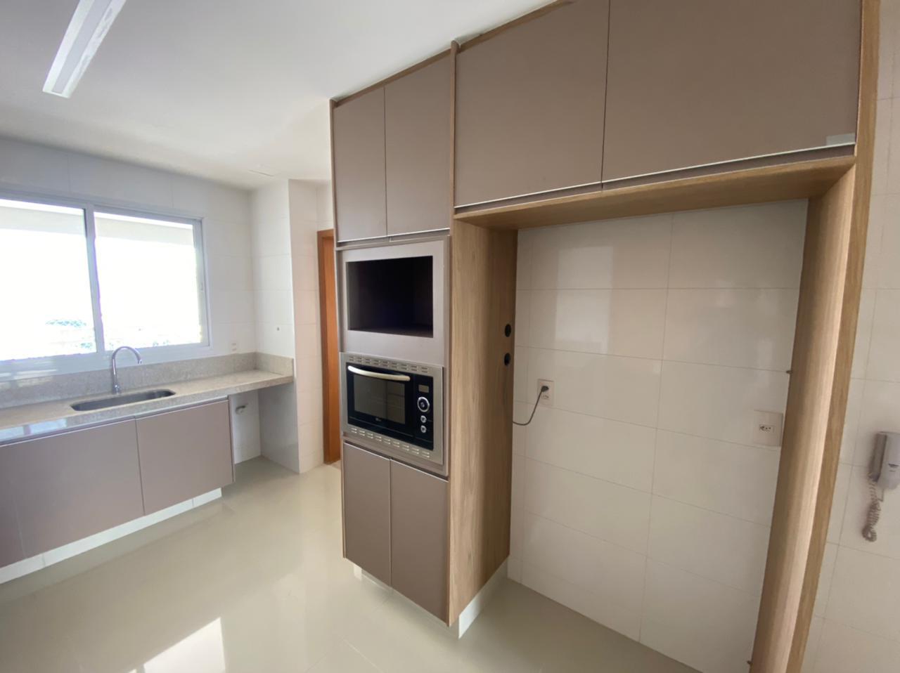 Apartamento à venda no Wonderful Residence / 4 suítes / 3 vagas / Setor Bueno