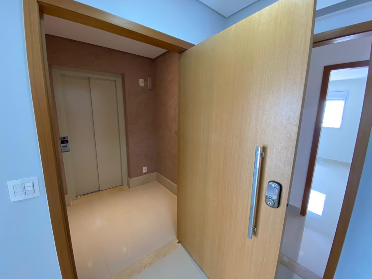 Apartamento à venda no Wonderful Residence / 4 suítes / 3 vagas / Setor Bueno
